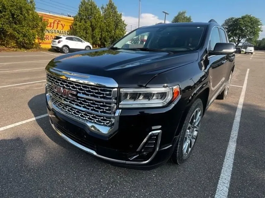 2022 Gmc Acadia Denali photo 1