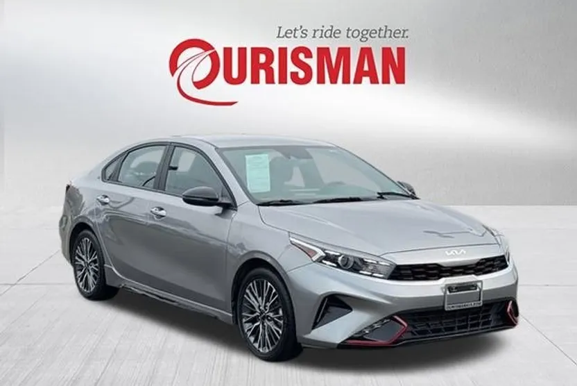 2023 Kia Forte GT-Line photo 1