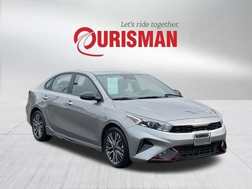 2023 Kia Forte GT-Line photo 1