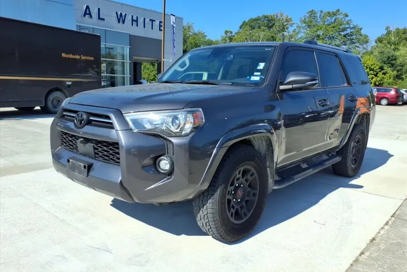 2023 Toyota 4Runner SR5 Premium photo 1