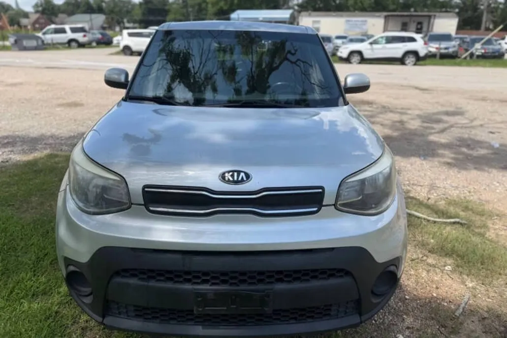 2018 Kia Soul Base photo 1