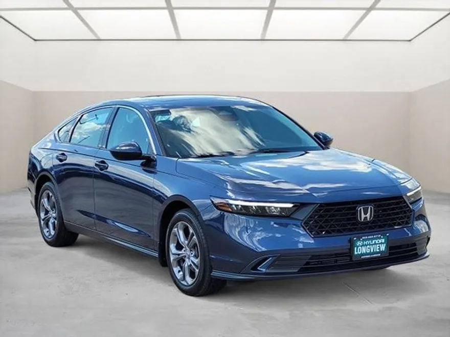2023 Honda Accord EX photo 1