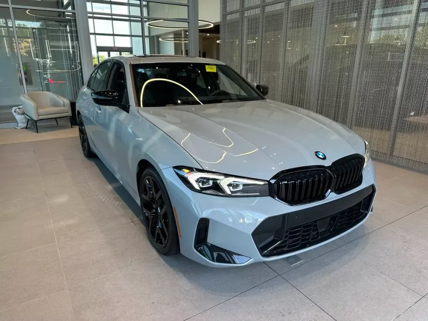 2025 Bmw 330i xDrive Sedan photo 1