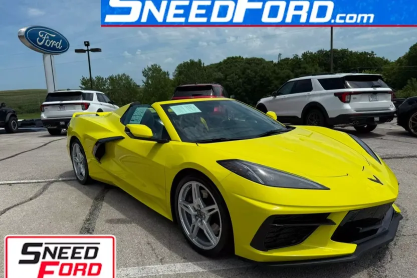 2021 Chevrolet Corvette 3LT photo 1