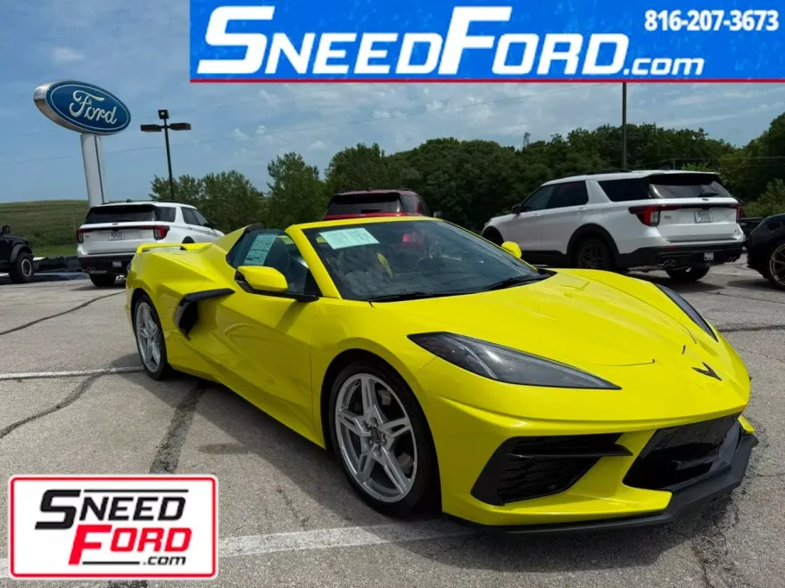 2021 Chevrolet Corvette 3LT photo 1
