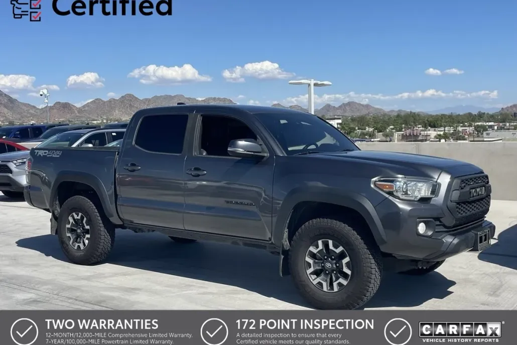 2021 Toyota Tacoma TRD Off-Road photo 1