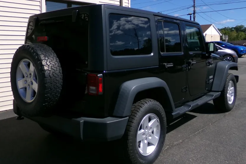 2018 Jeep Wrangler Unlimited Sport S photo 1