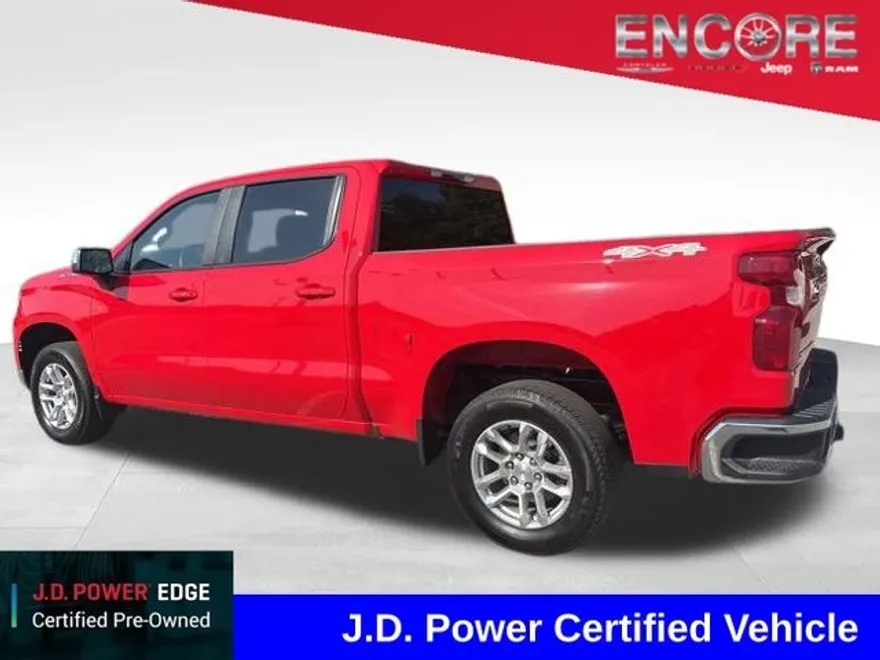 2023 Chevrolet Silverado 1500 LT photo 1