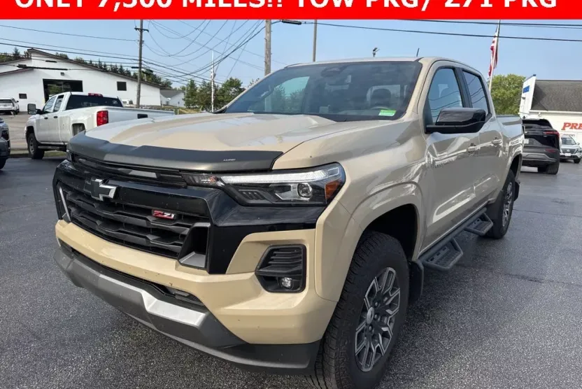 2023 Chevrolet Colorado Z71 photo 1