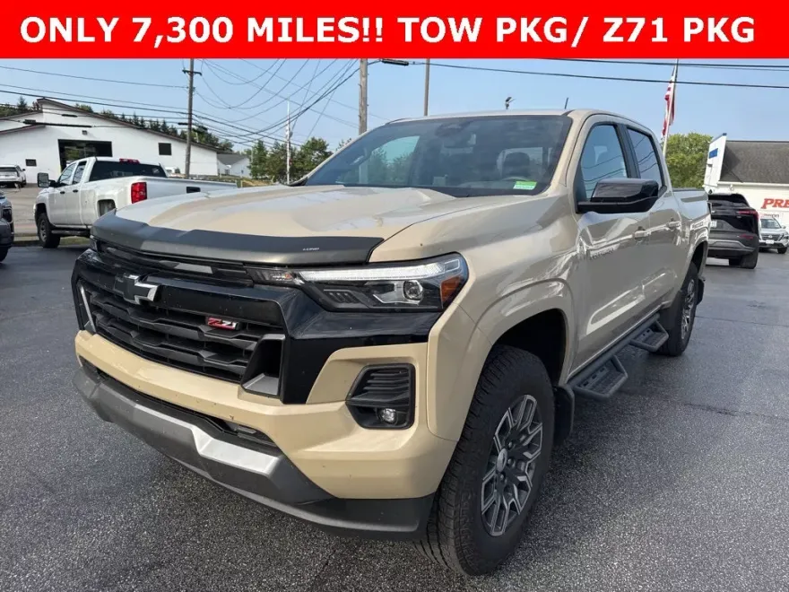 2023 Chevrolet Colorado Z71 photo 1