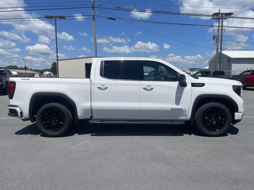 2022 Gmc Sierra 1500 Elevation photo 1