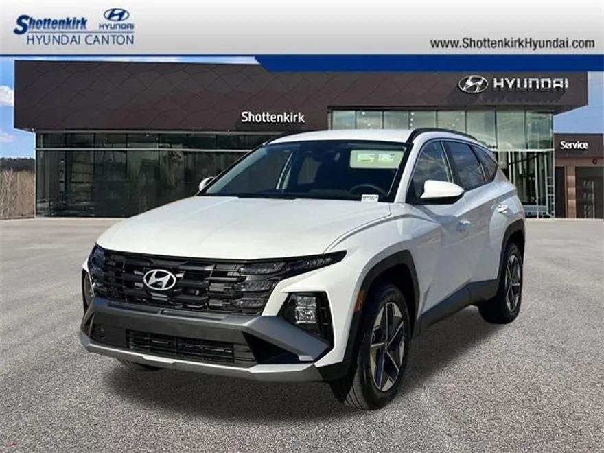 2025 Hyundai Tucson SEL photo 1