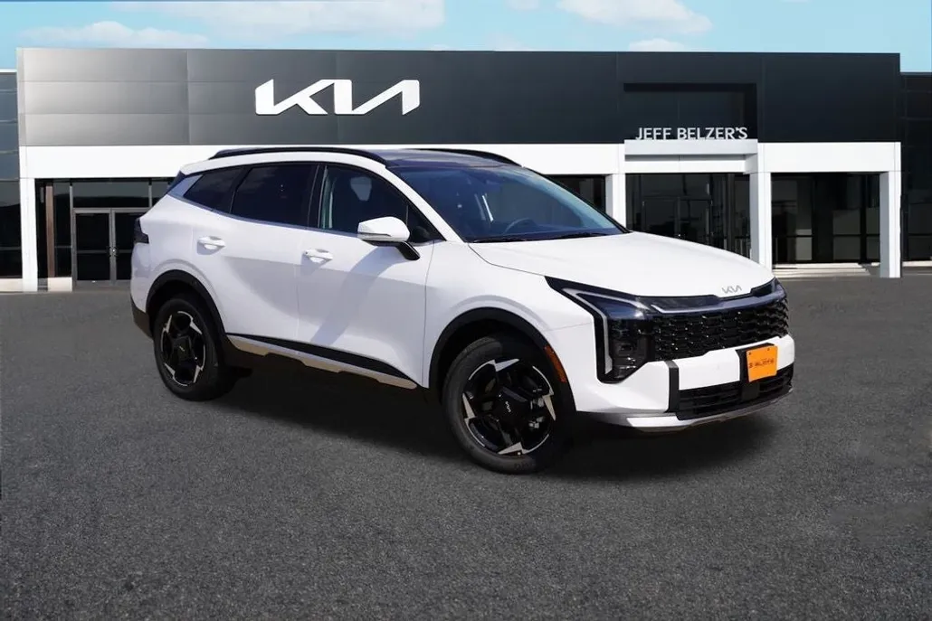 2026 Kia Sportage EX photo 1