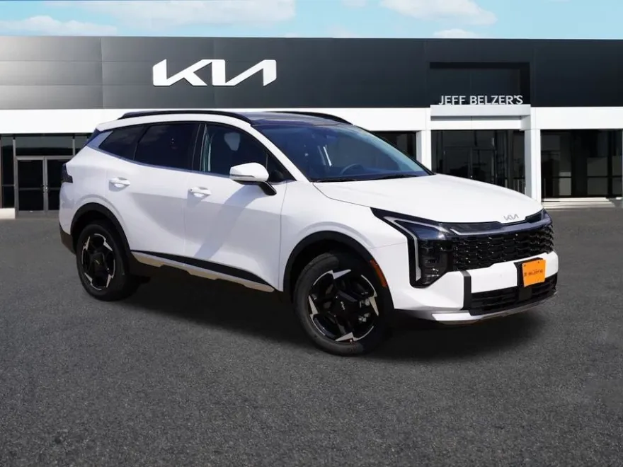 2026 Kia Sportage EX photo 1