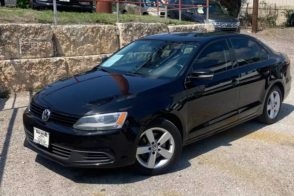 2012 Volkswagen Jetta TDI photo 1