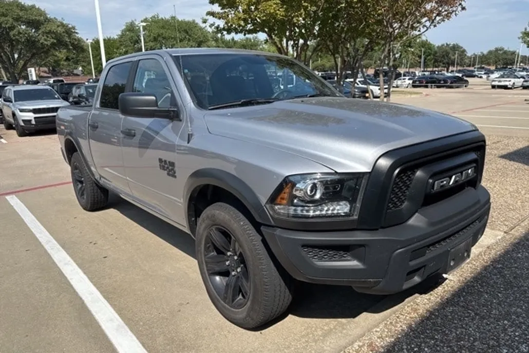 2024 Ram 1500 Classic SLT photo 1