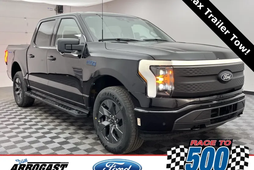 2025 Ford F-150 Lightning photo 1