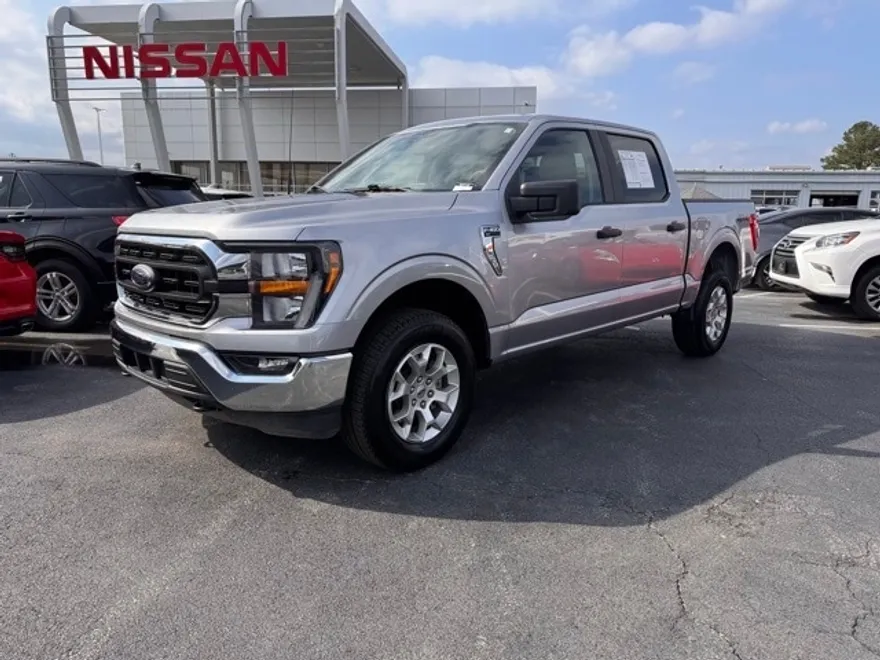 2023 Ford F-150 XLT photo 1