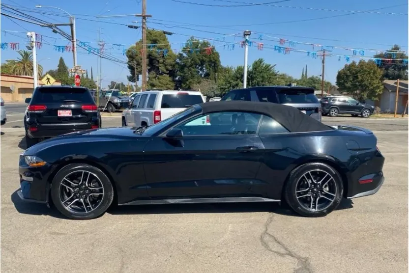 2023 Ford Mustang EcoBoost Premium Convertible photo 1