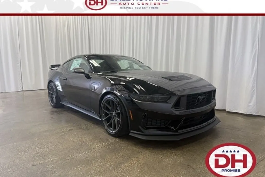 2025 Ford Mustang Dark Horse photo 1