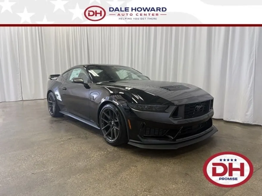 2025 Ford Mustang Dark Horse photo 1