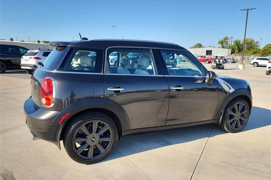2015 Mini Countryman photo 1