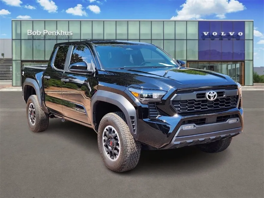 2024 Toyota Tacoma TRD Off-Road Double Cab photo 1