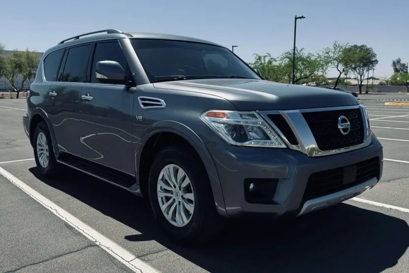 2018 Nissan Armada SV photo 1