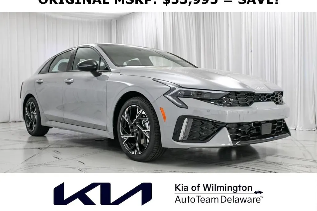 2025 Kia K5 GT-Line photo 1