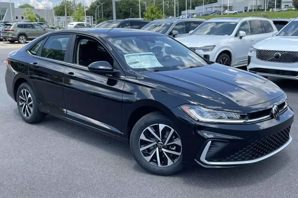 2025 Volkswagen Jetta 1.5T S photo 1