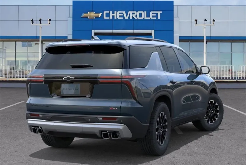 2026 Chevrolet Traverse Z71 photo 1
