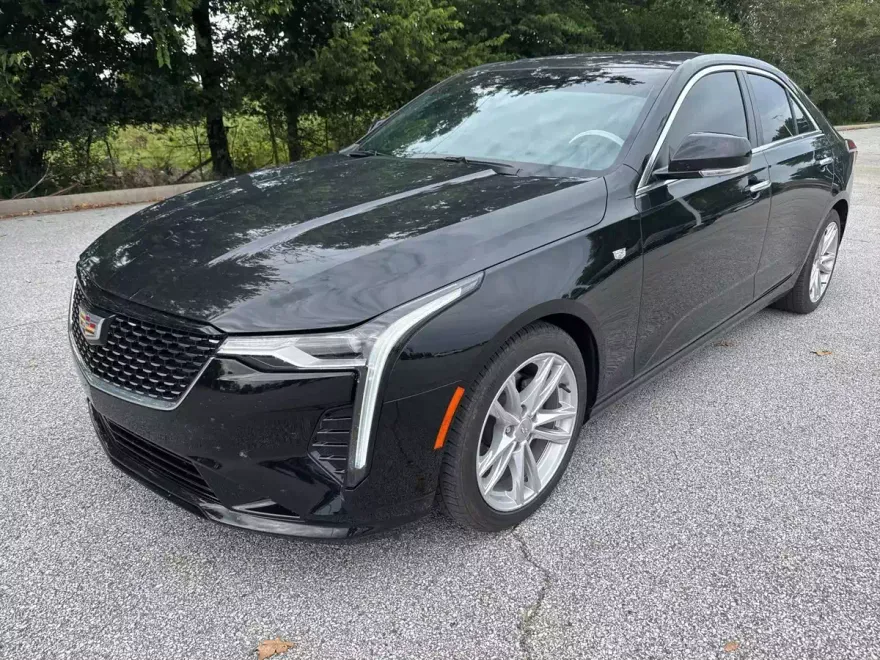 2024 Cadillac CT4 Luxury photo 1