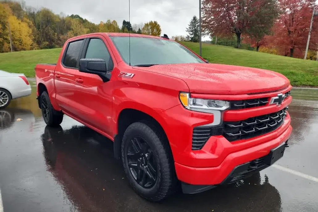 2023 Chevrolet Silverado 1500 RST photo 1