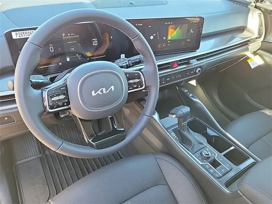 2025 Kia Sorento EX photo 1