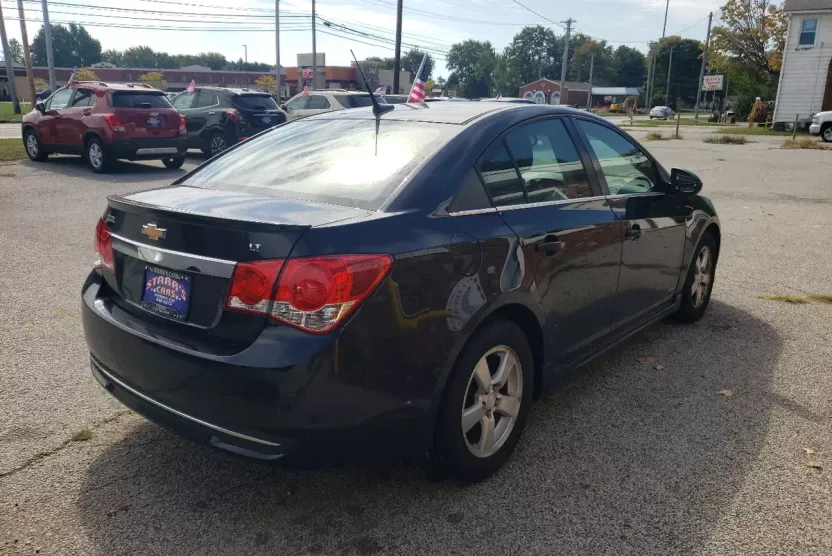 2012 Chevrolet Cruze photo 1