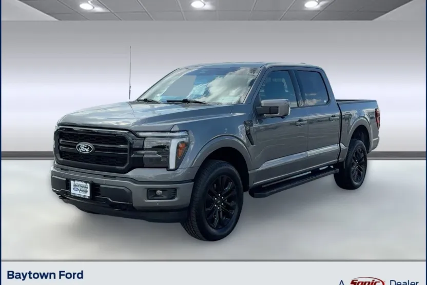 2025 Ford F-150 Lariat photo 1