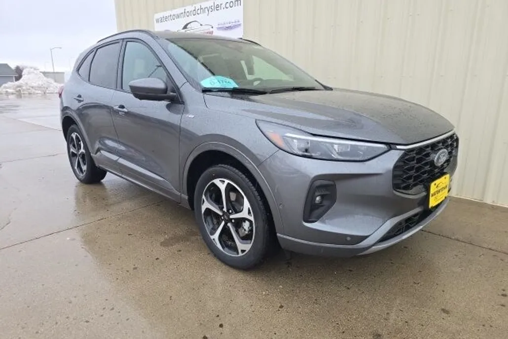 2024 Ford Escape ST-Line Elite photo 1