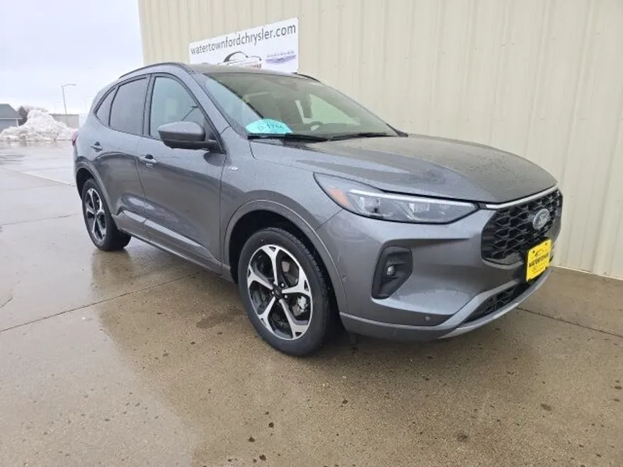 2024 Ford Escape ST-Line Elite photo 1
