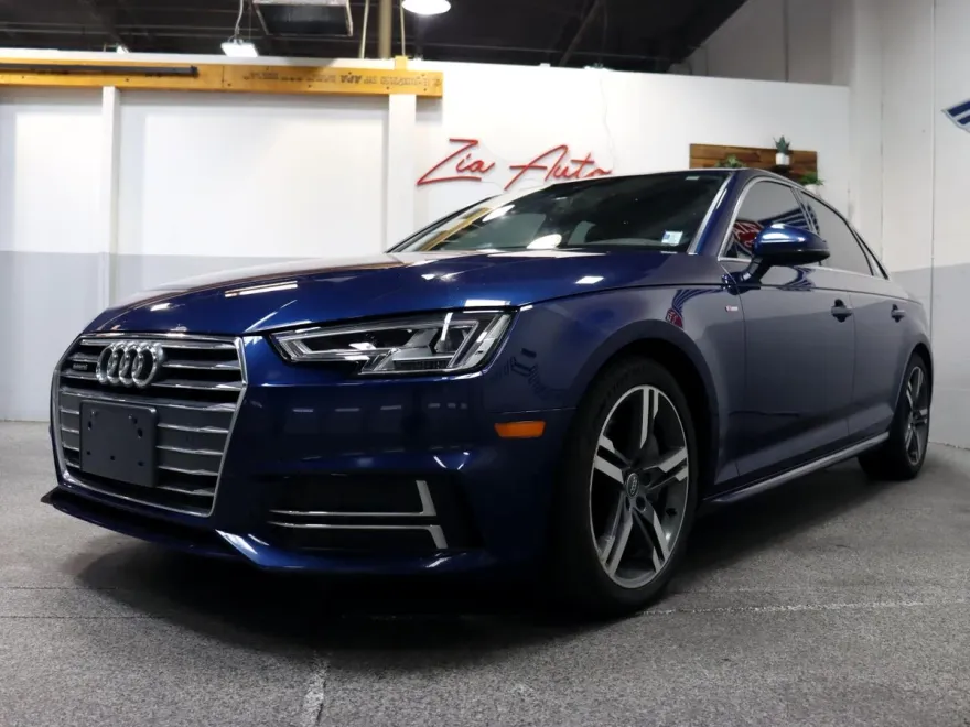 2017 Audi A4 Quattro Premium Plus photo 1