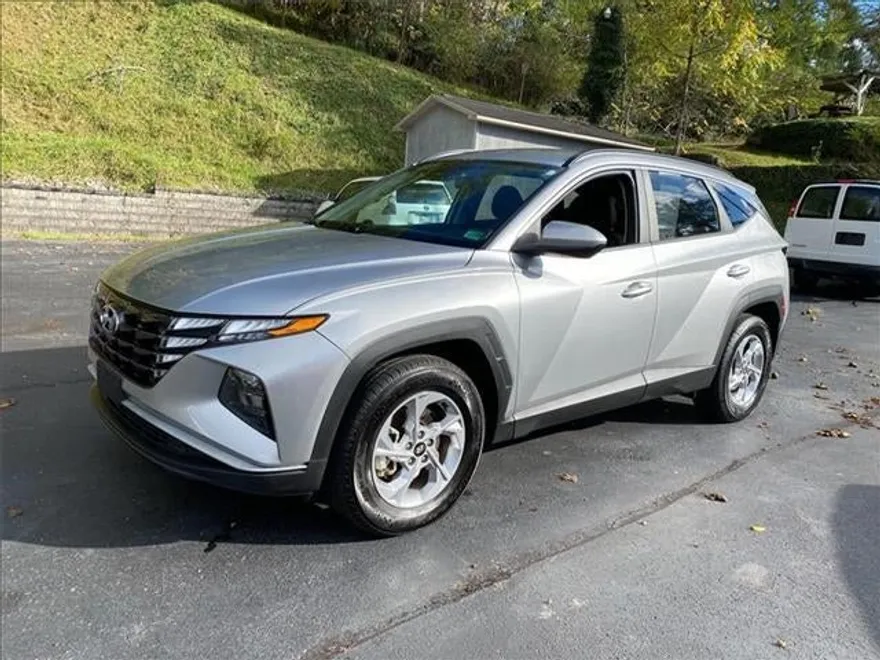 2024 Hyundai Tucson SEL photo 1
