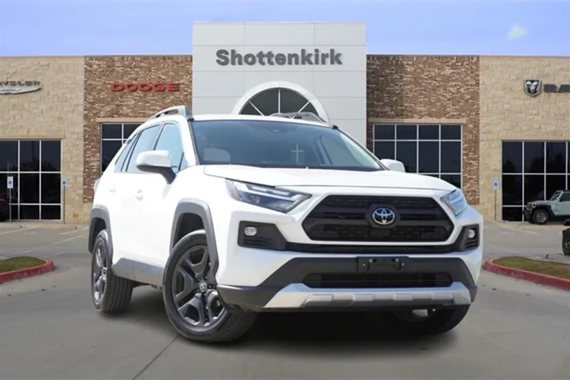 2022 Toyota RAV4 Adventure photo 1