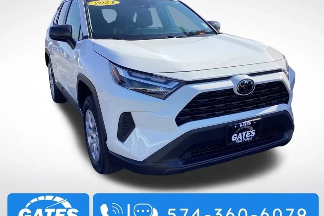 2024 Toyota RAV4 LE photo 1