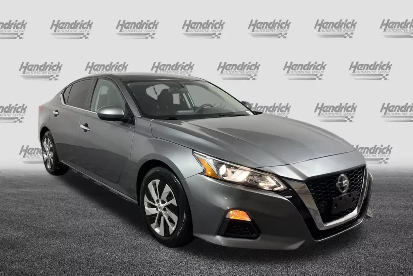 2020 Nissan Altima 2.5 S photo 1