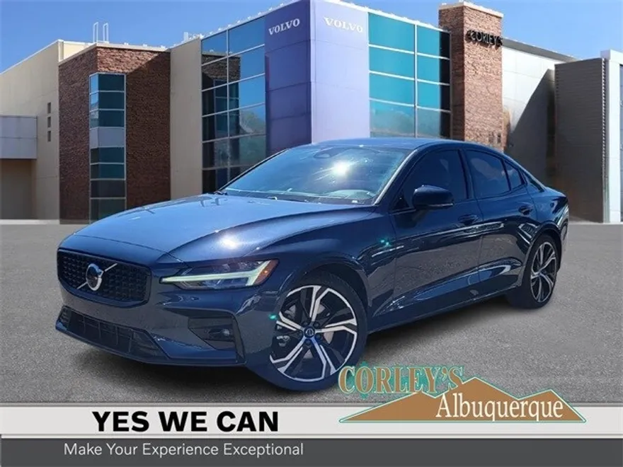 2024 Volvo S60 B5 Ultimate photo 1