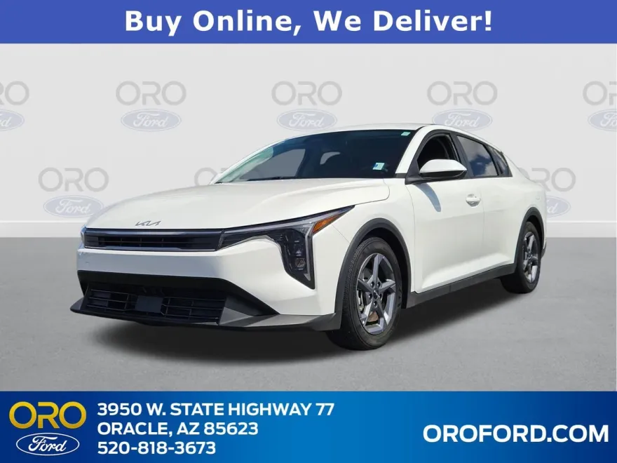 2025 Kia K4 LXS photo 1
