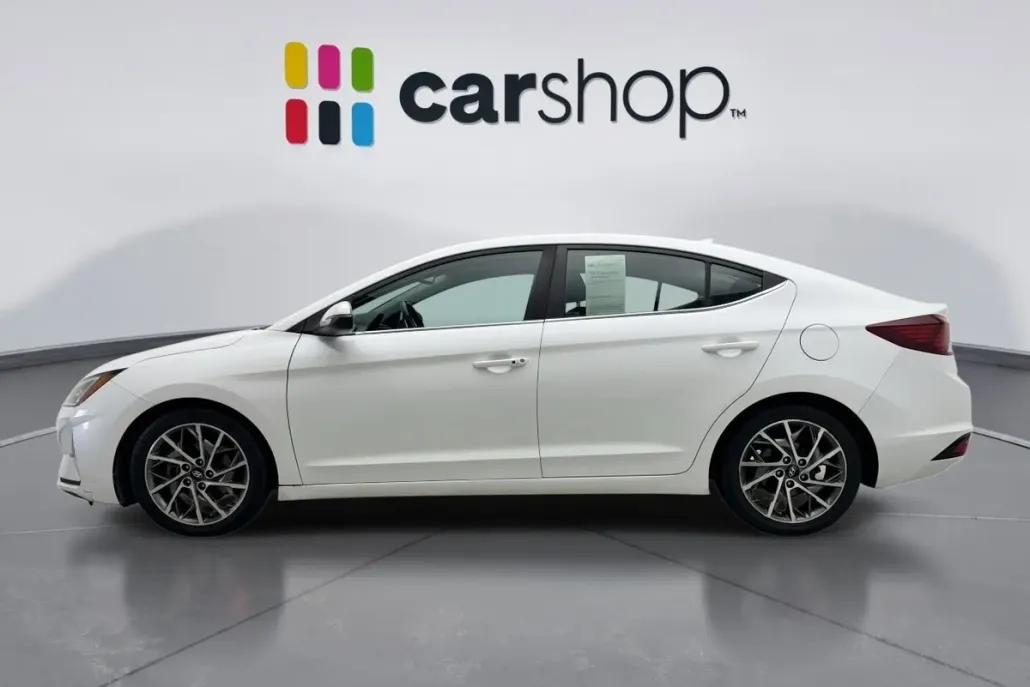 2020 Hyundai Elantra Limited photo 1
