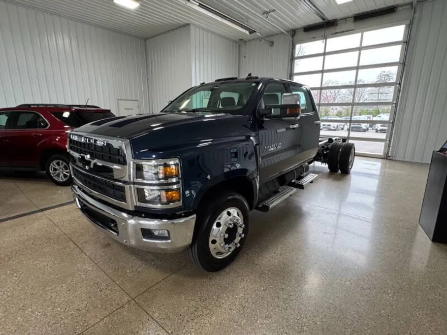 2021 Chevrolet Silverado GM photo 1