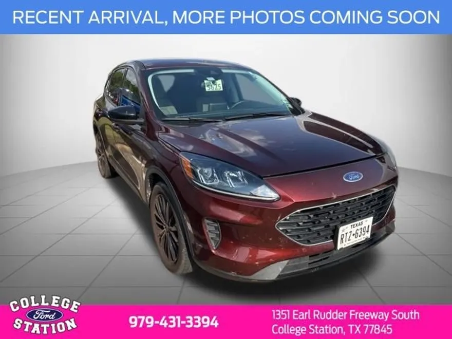 2021 Ford Escape SE photo 1
