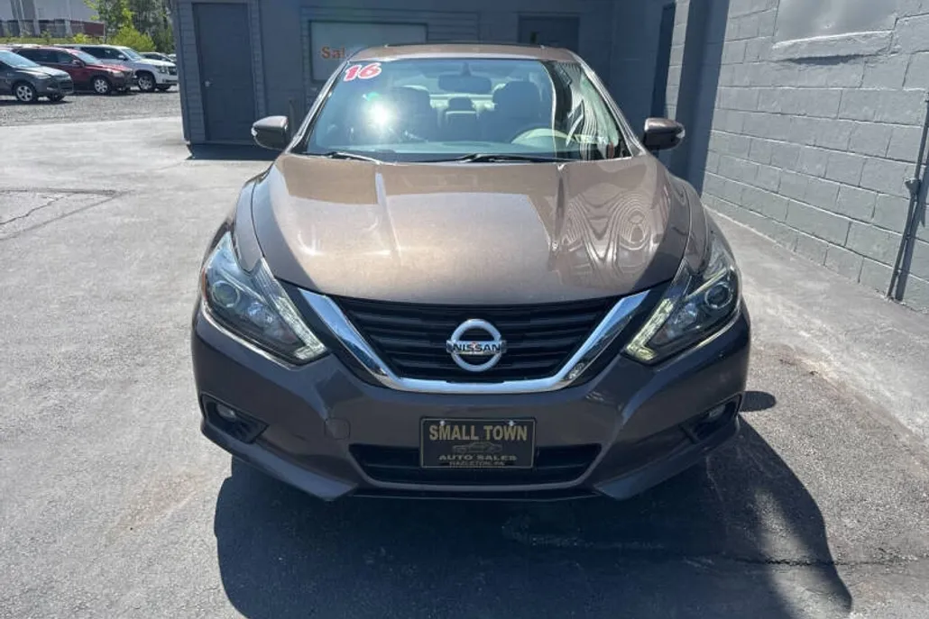 2016 Nissan Altima 2.5 SL photo 1
