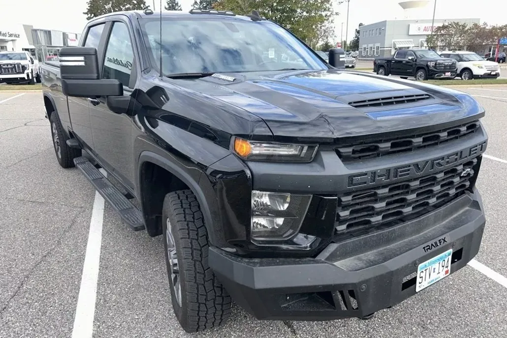 2021 Chevrolet Silverado 2500HD LT photo 1